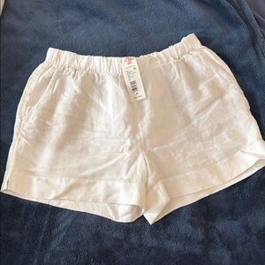 Vineyard Vines Women's High Waist White Shorts